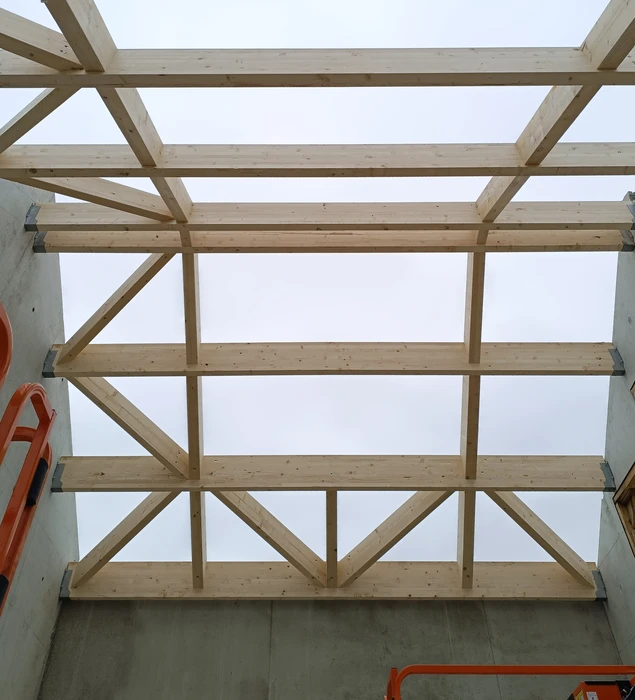 Chantier de rénovation d'une maison ancienne en cours